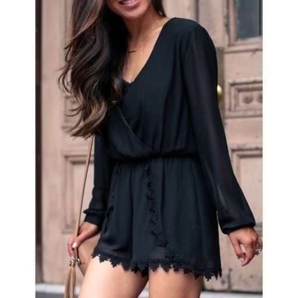 ASTR The Label Roseanne Romper - Picture 2 of 8